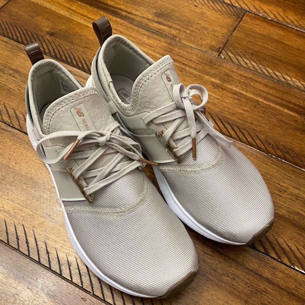 New Balance Women's FuelCore Nergize Sport V1 Classic Sneaker
